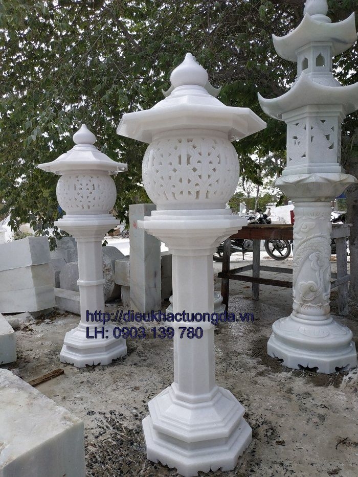 Cột Đèn Đá Tự Nhiên